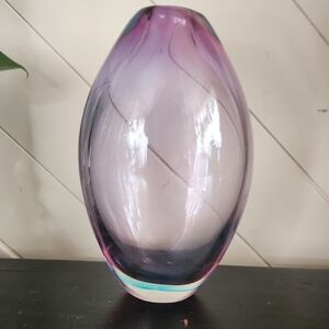Elegant Hand Blown Thick  Glass Purple Vase